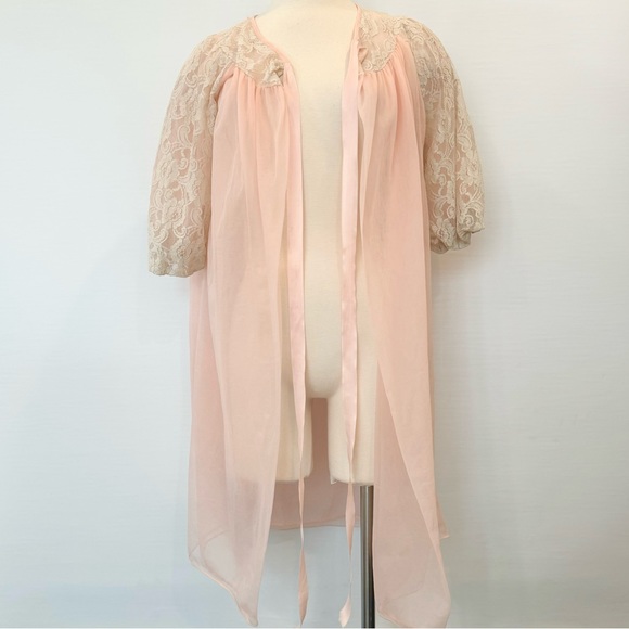 Vintage 60s Sheer Chiffon Peach Ivory Lace Dressing Gown MCM Peignoir Robe🔥 - Picture 8 of 11